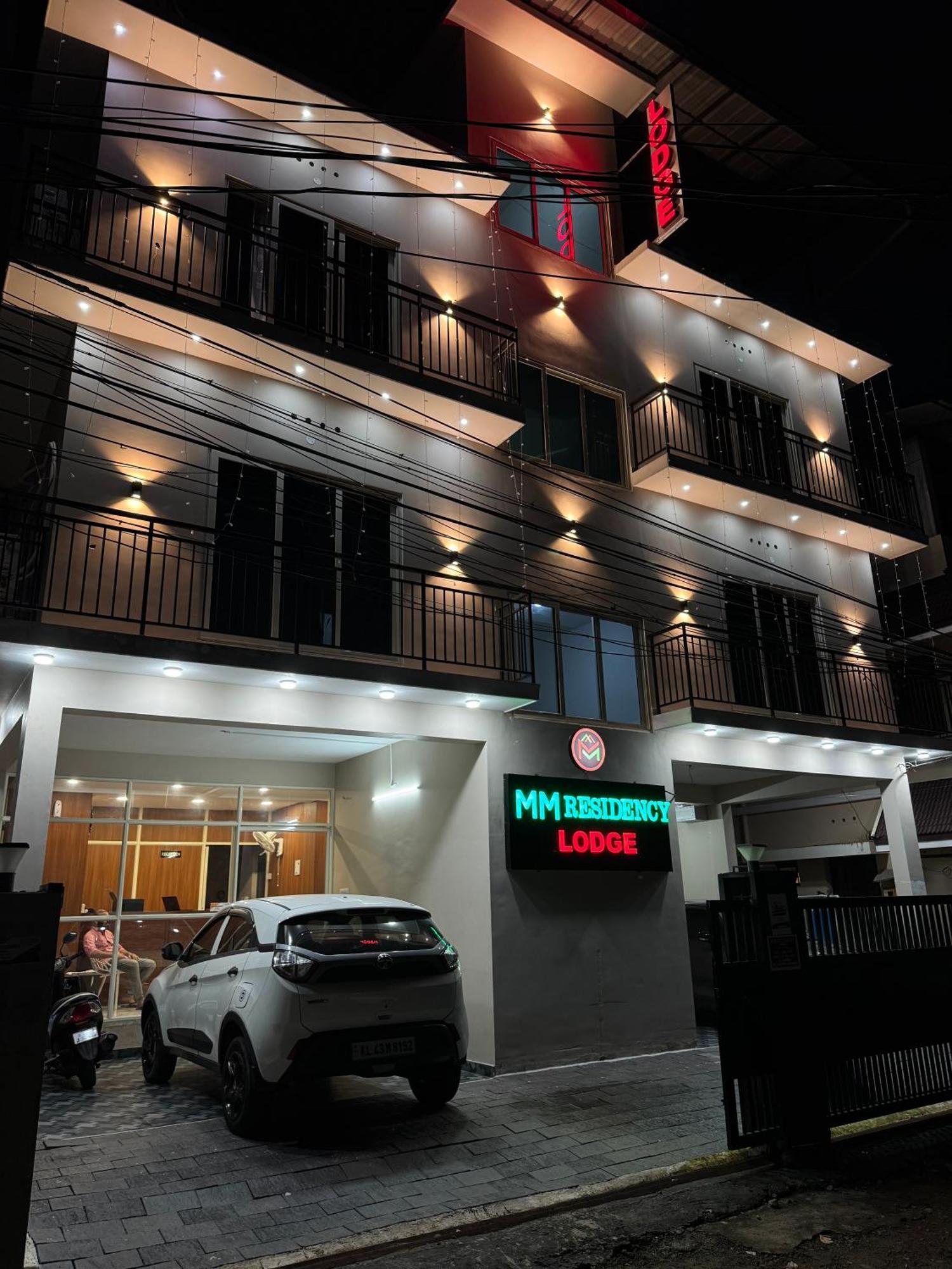 מלון Kochi M M Residency מראה חיצוני תמונה